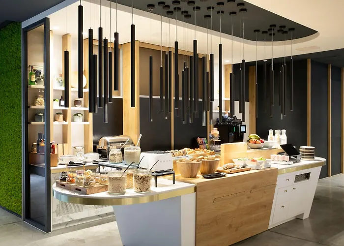 By Marriott ホテル エッセン